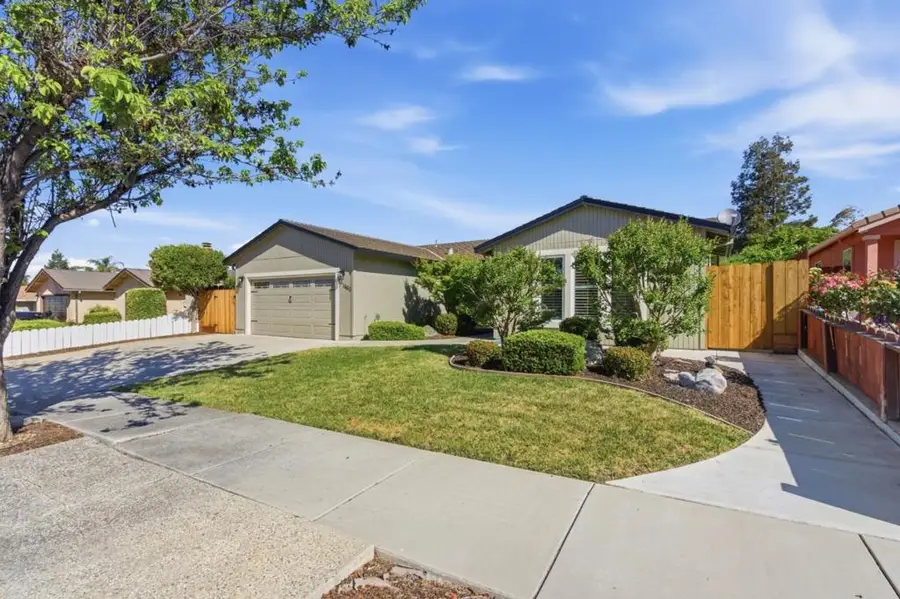 1660 Monte Vista Drive, Hollister, CA 95023 - #2