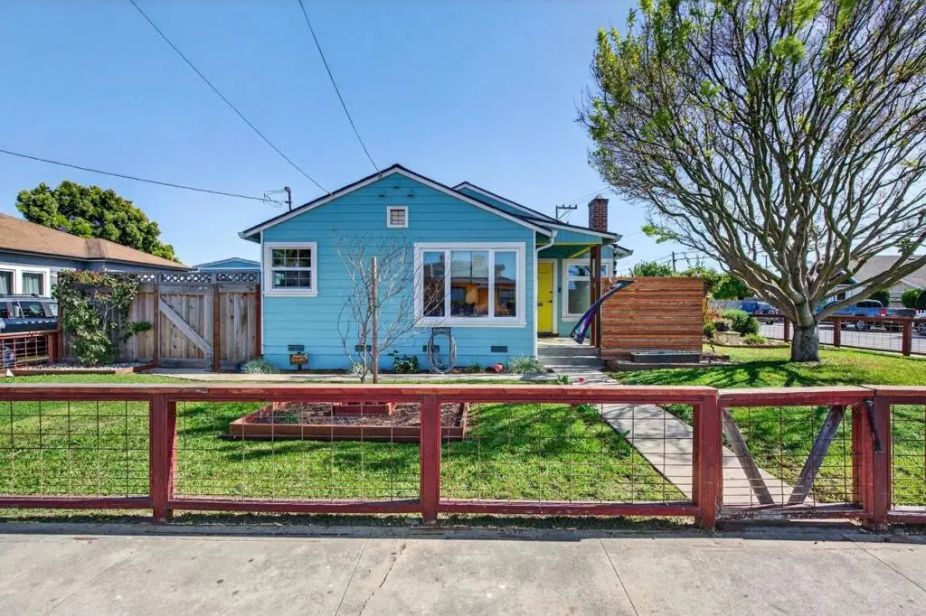 502 E Beach Street, Watsonville, CA 95076 - #1