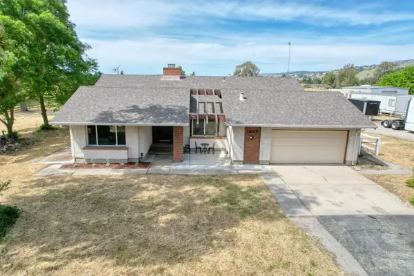1645 Eberts Drive, San Martin, CA 95046