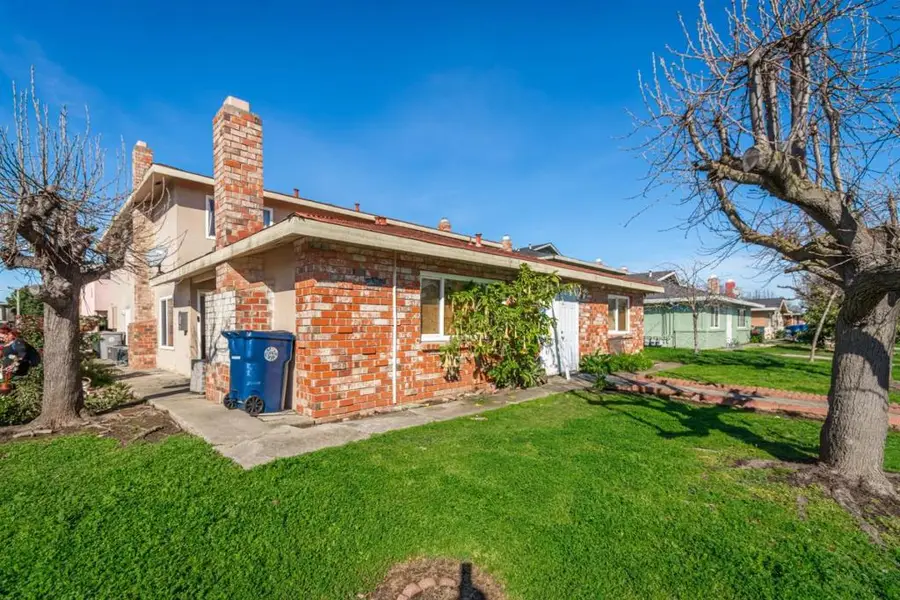 100 Nedra Court, Sacramento, CA 95822 - #3