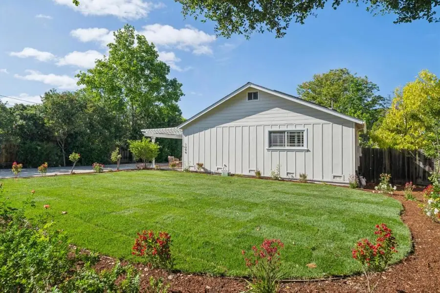 1244 Rose Avenue, Mountain View, CA 94040 - #2