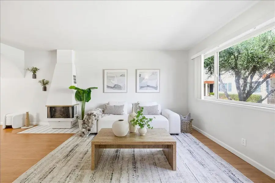 436 Sierra Vista Avenue #8, Mountain View, CA 94043 - #2