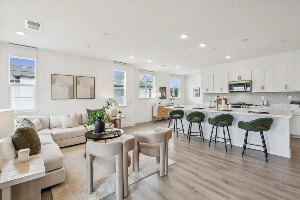 373 Arc Court, Hayward, CA 94544 - #1