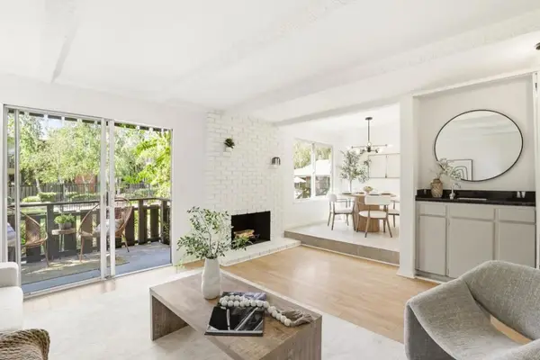 100 E Middlefield Road #3B, Mountain View, CA 94043