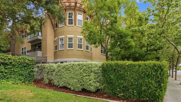 4388 El Camino Real #309, Los Altos, CA 94022