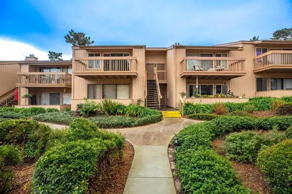 300 Glenwood Circle #258, Monterey, CA 93940