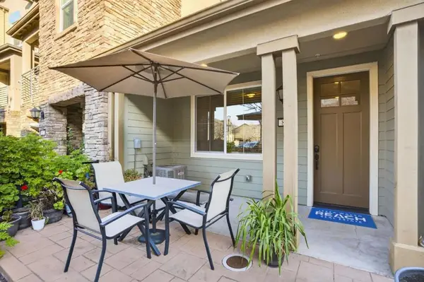 890 White Moonstone Loop, San Jose, CA 95123