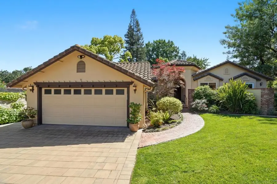 17660 Vineland Avenue, Monte Sereno, CA 95030 - #2