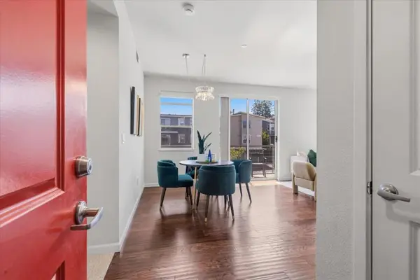 1065 Saginaw Terrace #203, Sunnyvale, CA 94089