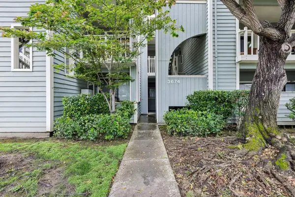 3674 Oakwood Terrace #203, Fremont, CA 94536