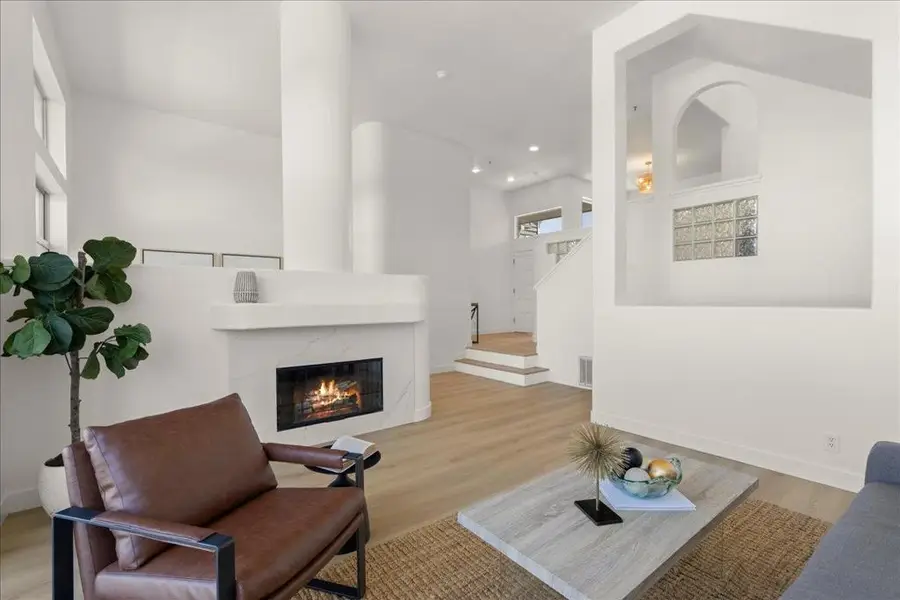 809 Columbia Circle, Redwood City, CA 94065 - #3