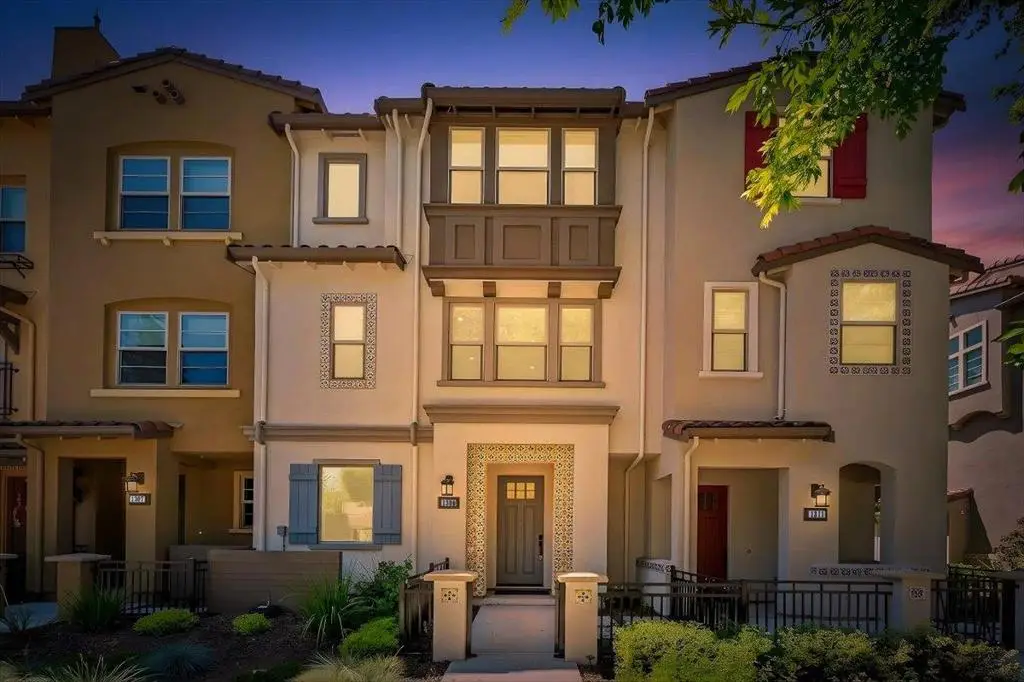 1309 W Middlefield Road, Mountain View, CA 94043 - #1