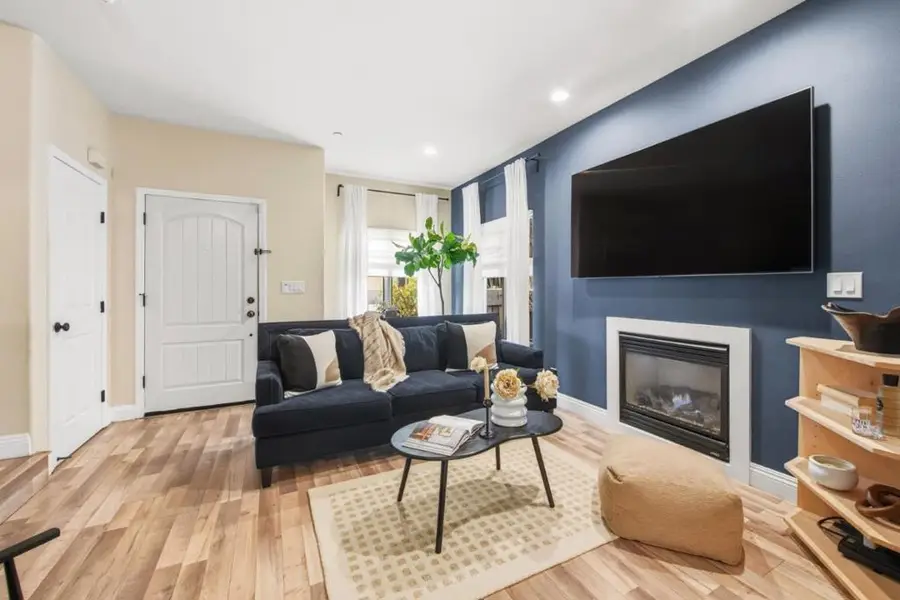 18 S 21st Street #100, San Jose, CA 95116 - #2