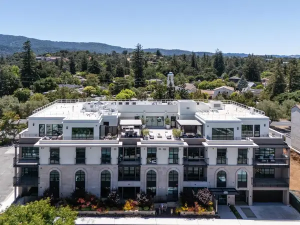450 First Street #109, Los Altos, CA 94022