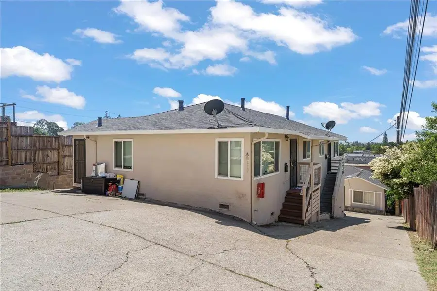 8117 Ney Avenue, Oakland, CA 94605 - #2