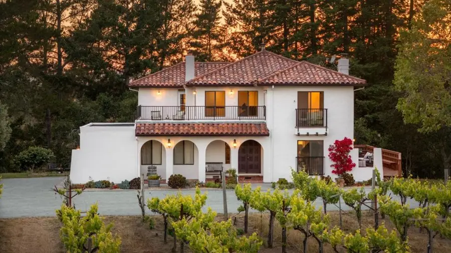 3357 Chardonnay Road, Soquel, CA 95073 - #2