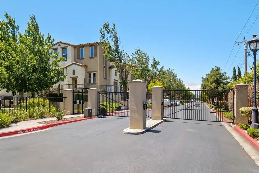 993 Luz Del Sol Loop, Milpitas, CA 95035 - #1