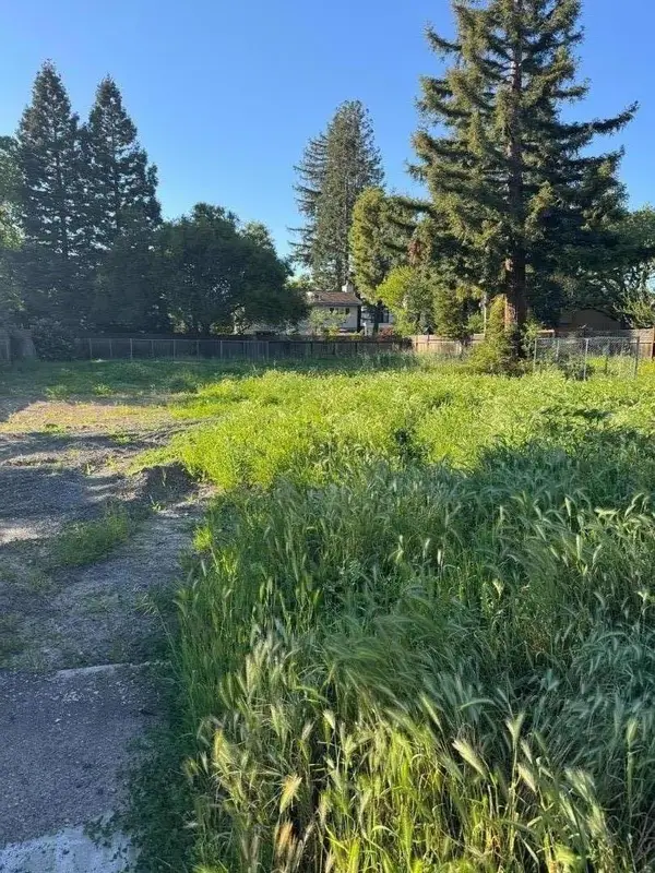 Address Withheld By Seller, Menlo Park, CA 94025