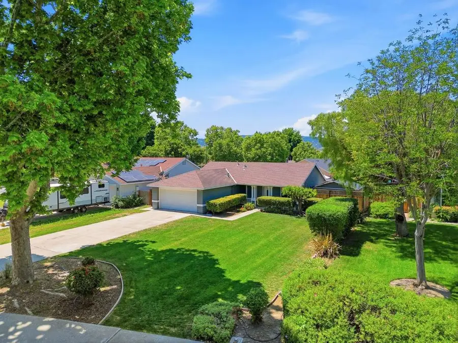 2060 Evelyns Drive, Hollister, CA 95023 - #2