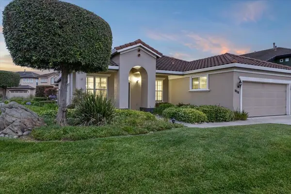 1858 Buckingham Drive, Salinas, CA 93906