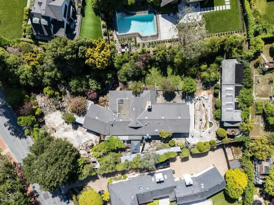 135 Stonehedge Road, Hillsborough, CA 94010 - #2