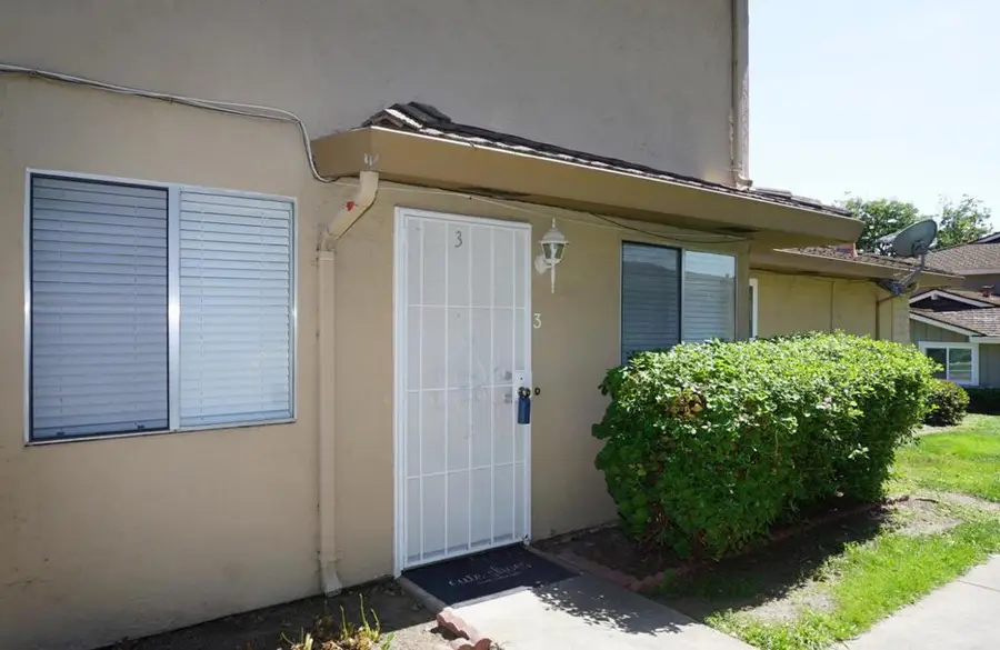 902 Gilchrist #3, San Jose, CA 95133 - #3