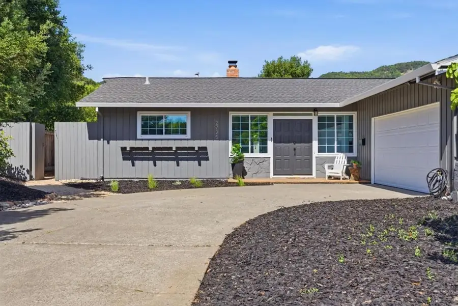 2725 Las Gallinas Avenue, San Rafael, CA 94903 - #2