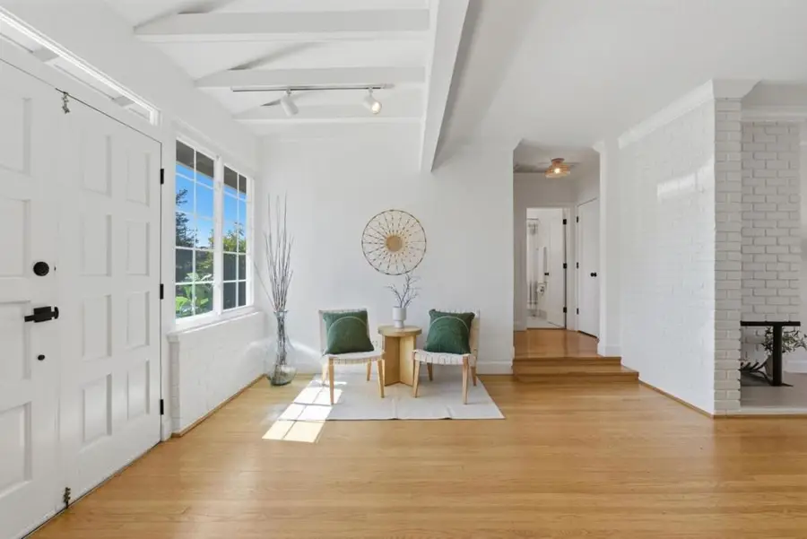 2725 Las Gallinas Avenue, San Rafael, CA 94903 - #3