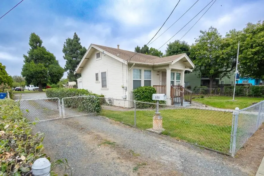 555 Laurel Avenue, Hayward, CA 94541 - #2
