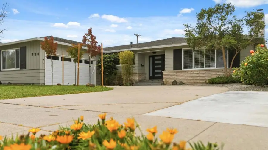 739 Bellarmine Drive, Salinas, CA 93901 - #2