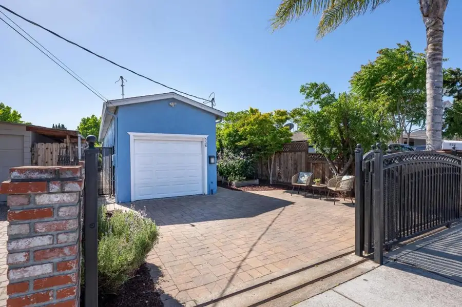 536 Stanford Avenue, Redwood City, CA 94063 - #2