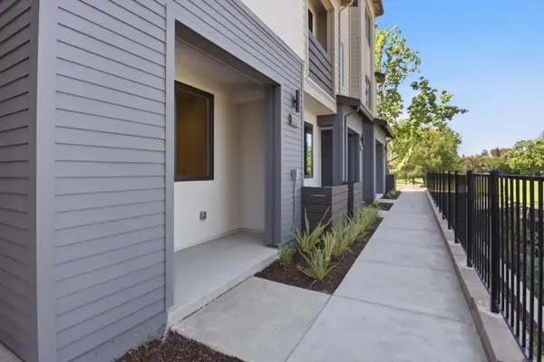1107 Juana Court, Palo Alto, CA 94303