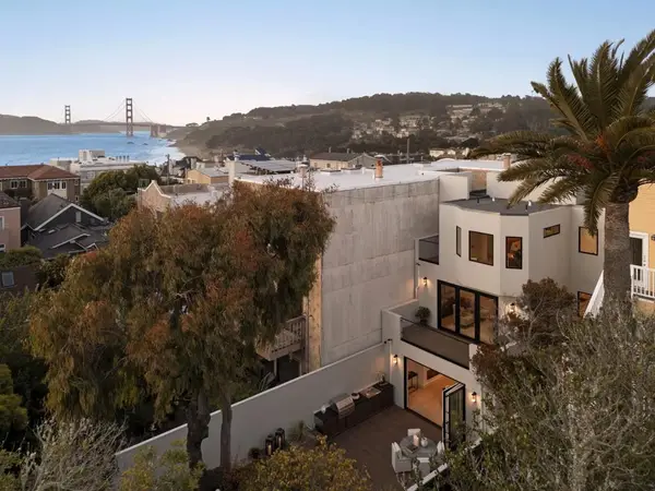 Address Withheld By Seller, San Francisco, CA 94121