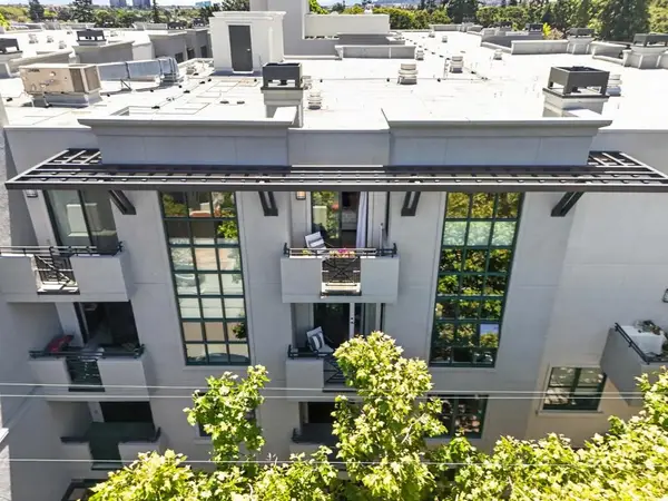 222 8th Avenue #304, San Mateo, CA 94401