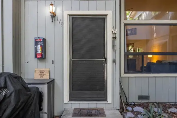 179 Del Monte Lane, Morgan Hill, CA 95037