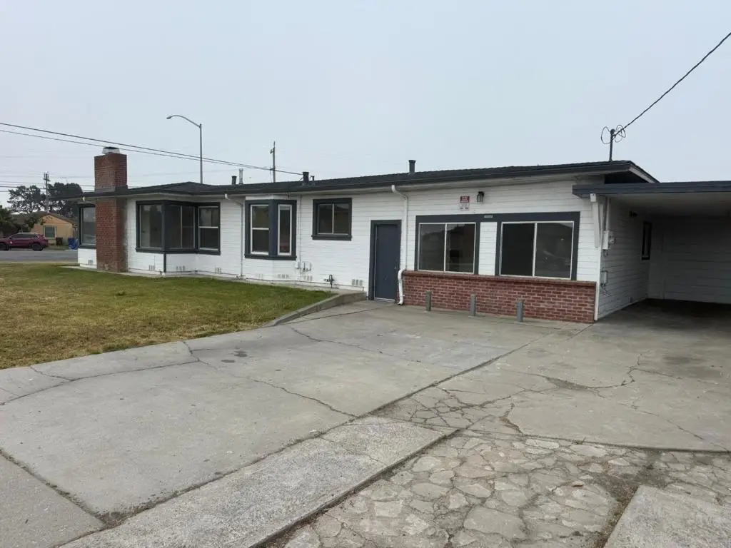 85 Paloma Avenue, Salinas, CA 93905 - #1