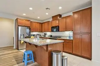 7905 Springarden Way, Sacramento, CA 95828 - #3