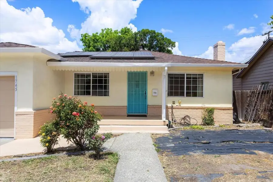 1745 Elmwood Avenue, Stockton, CA 95204 - #3
