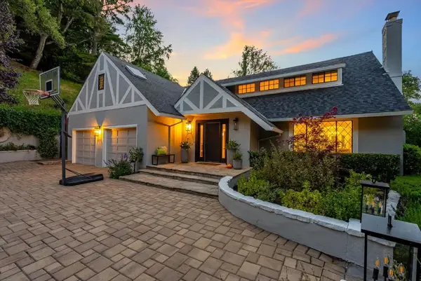 220 Robin Road, Hillsborough, CA 94010