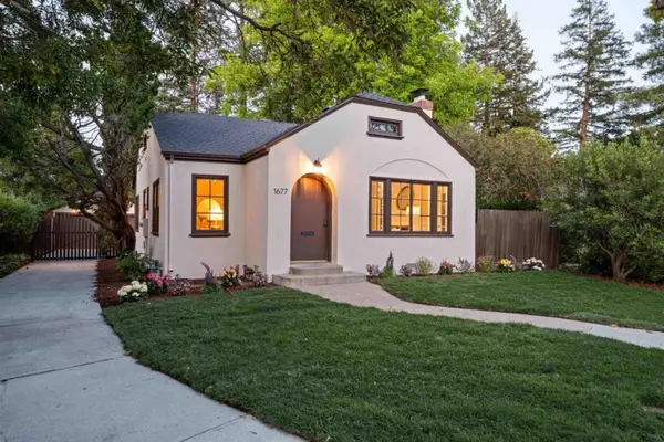1677 Mariposa Avenue, Palo Alto, CA 94306