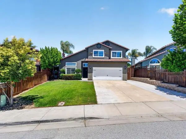 1570 Foxwood Street, Hollister, CA 95023