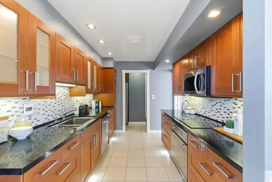 651 Port Drive #208, San Mateo, CA 94404 - #3