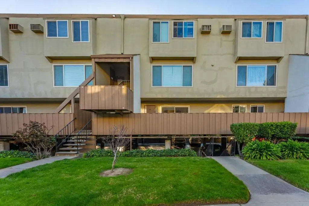 410 Auburn Way #19, San Jose, CA 95129 - #1