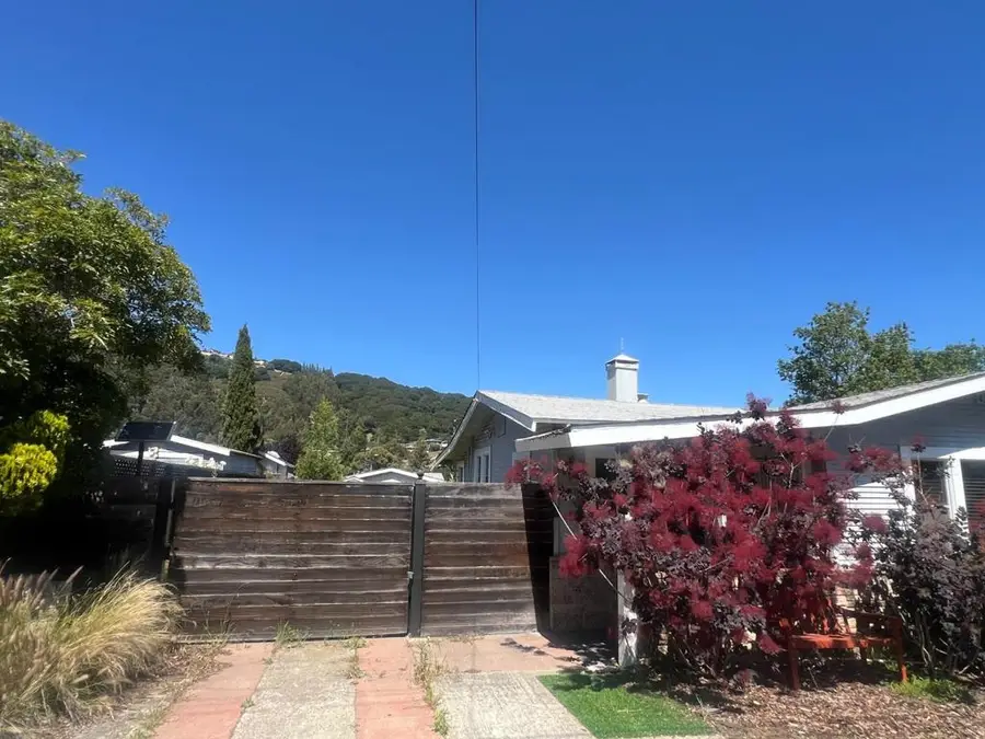 7932 Earl Street, Oakland, CA 94605 - #3