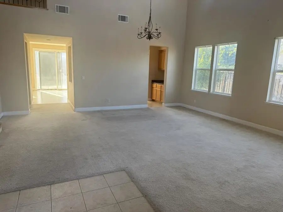 15801 Crescent Park Circle, Lathrop, CA 95330 - #3