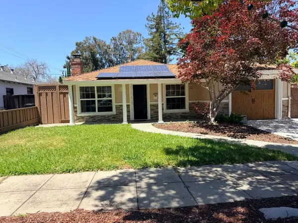 111 F Street, Redwood City, CA 94063