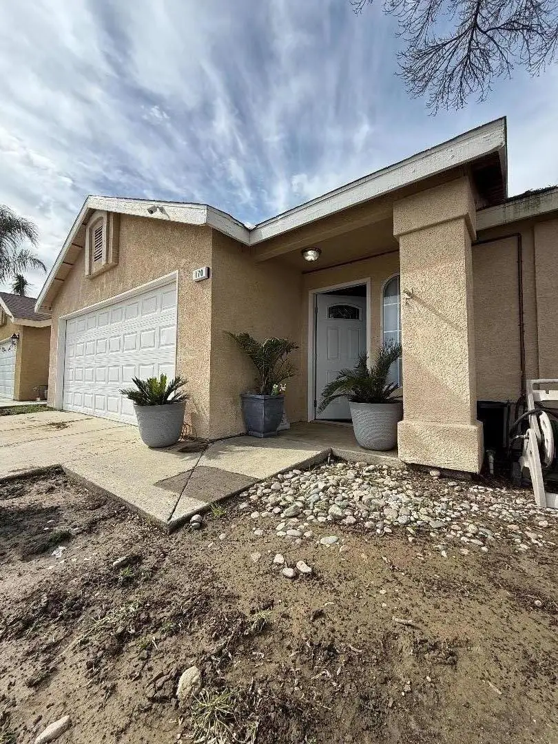 170 Willow Springs Avenue, Coalinga, CA 93210 - #1