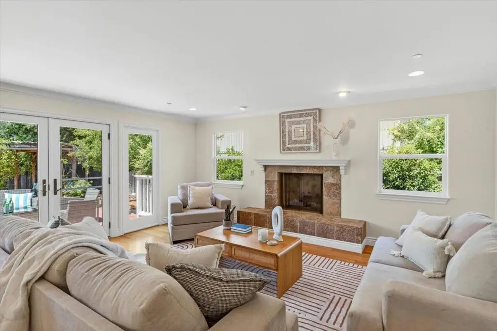 1078 Boranda Avenue, Mountain View, CA 94040 - #1