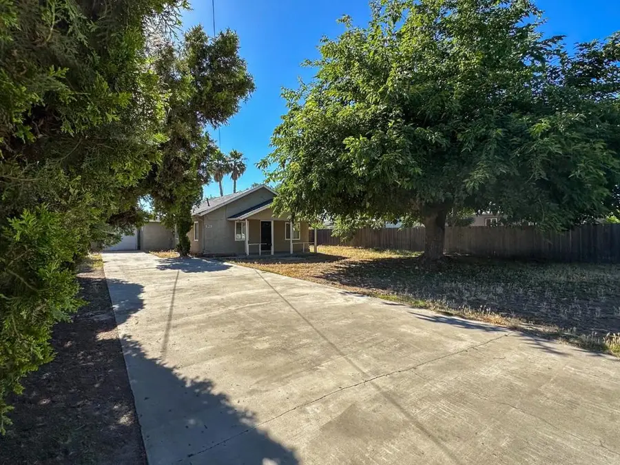 421 S Abbie Street, Empire, CA 95319 - #2