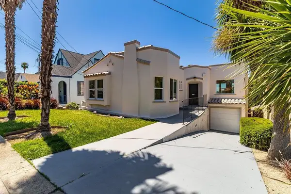 8227 Ney Avenue, Oakland, CA 94605